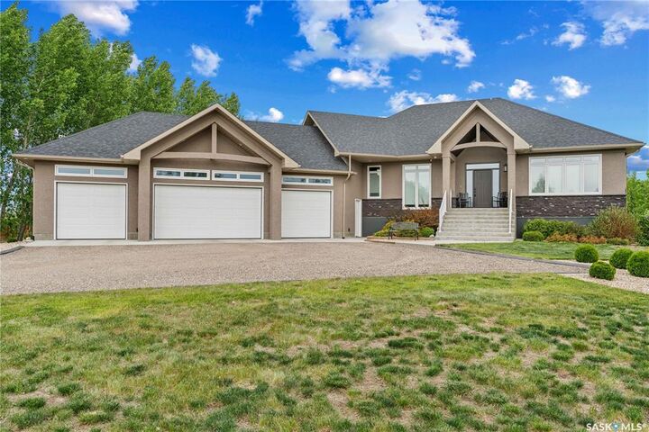 Property Photo:  104 Rock Pointe Crescent  SK S0G 3Z0 