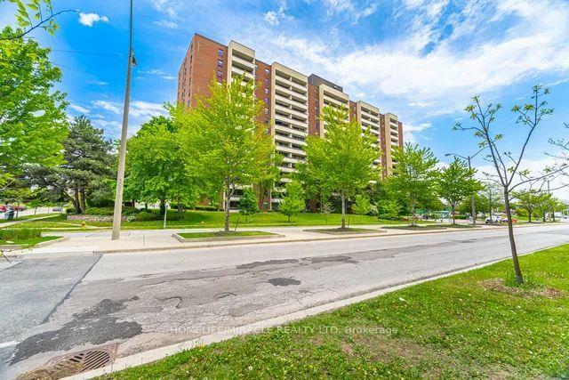 Property Photo: 455 Sentinel Road 1112 ON M3J 1V5