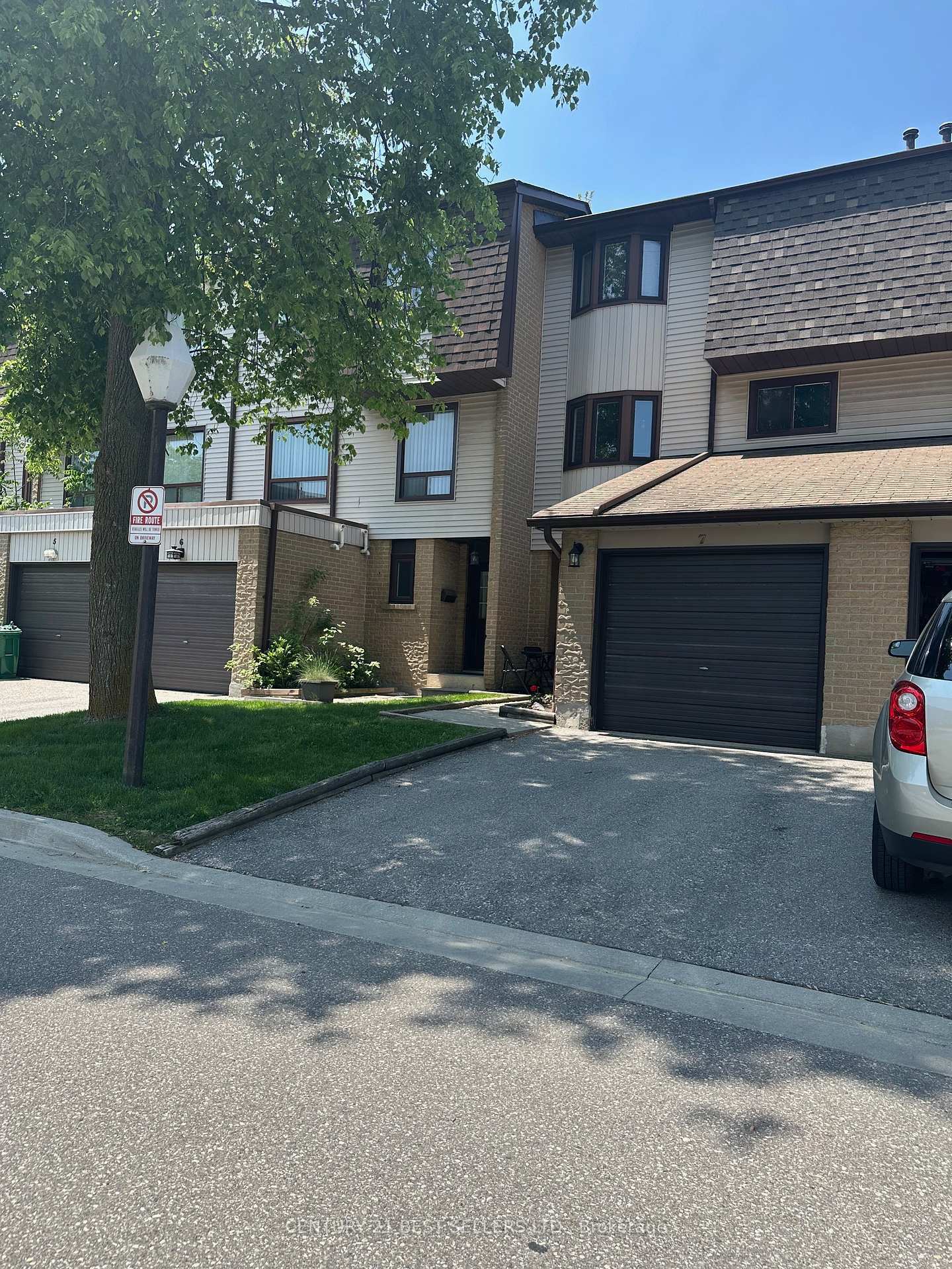 Property Photo: 6040 Montevideo Road 7 ON L5N 2T4
