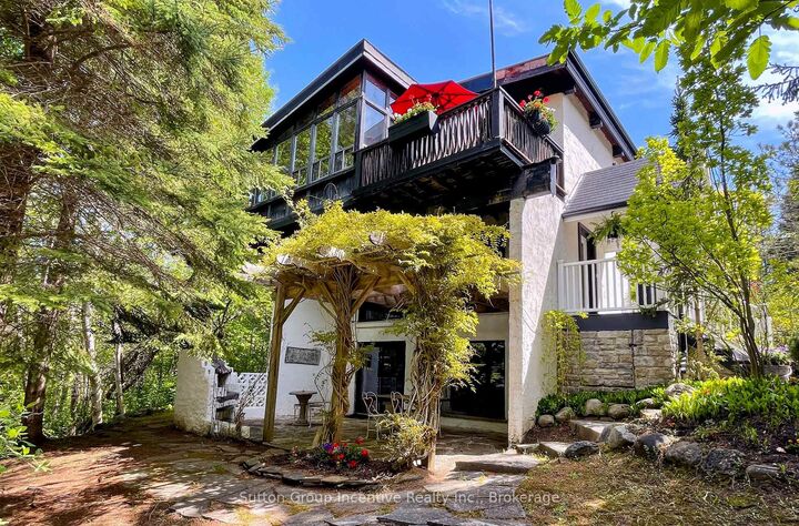 Property Photo: 187 Arlberg Crescent ON L9Y 0M1