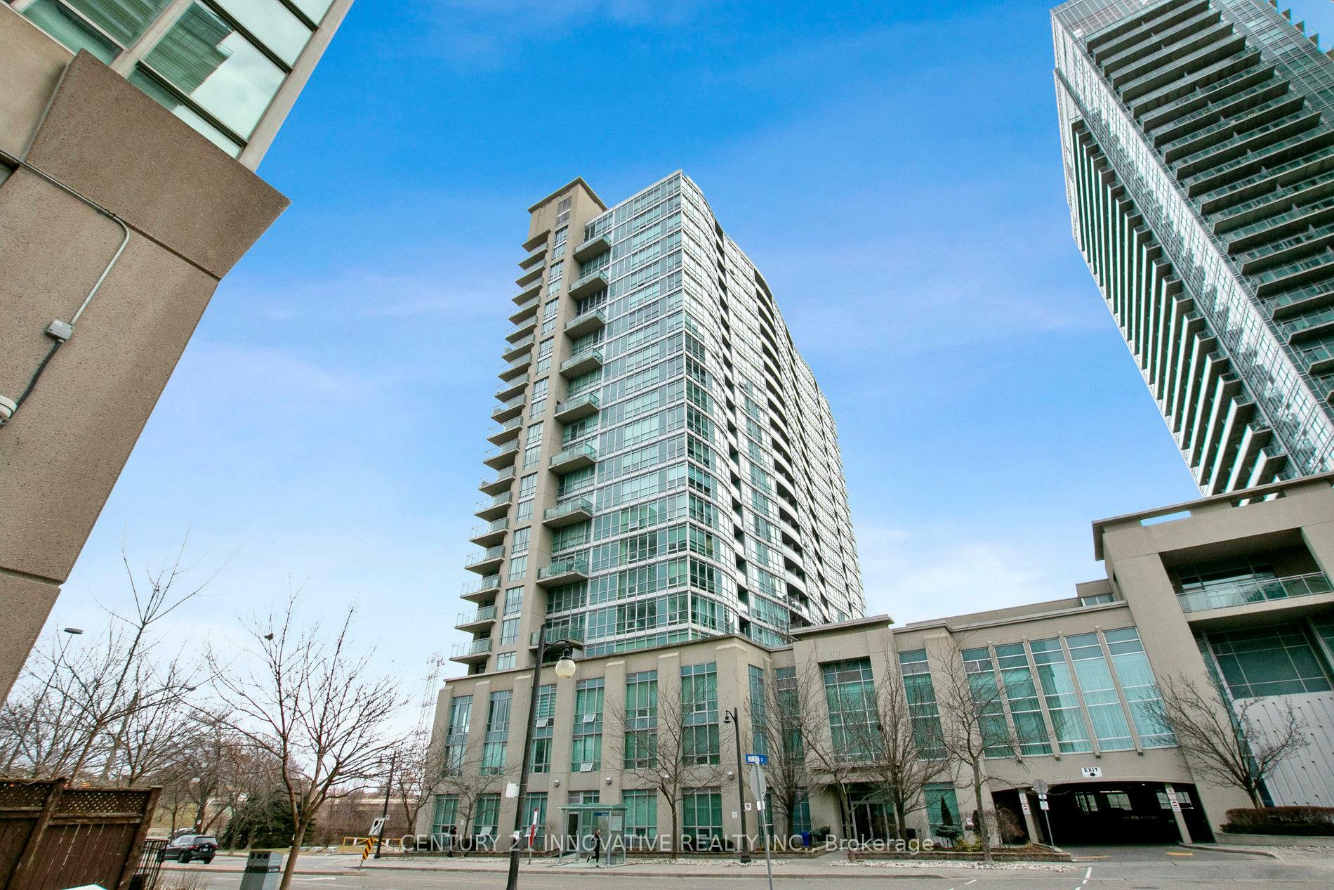 Photo de la propriété: 185 Legion Road N 1005 ON M8Y 0A1