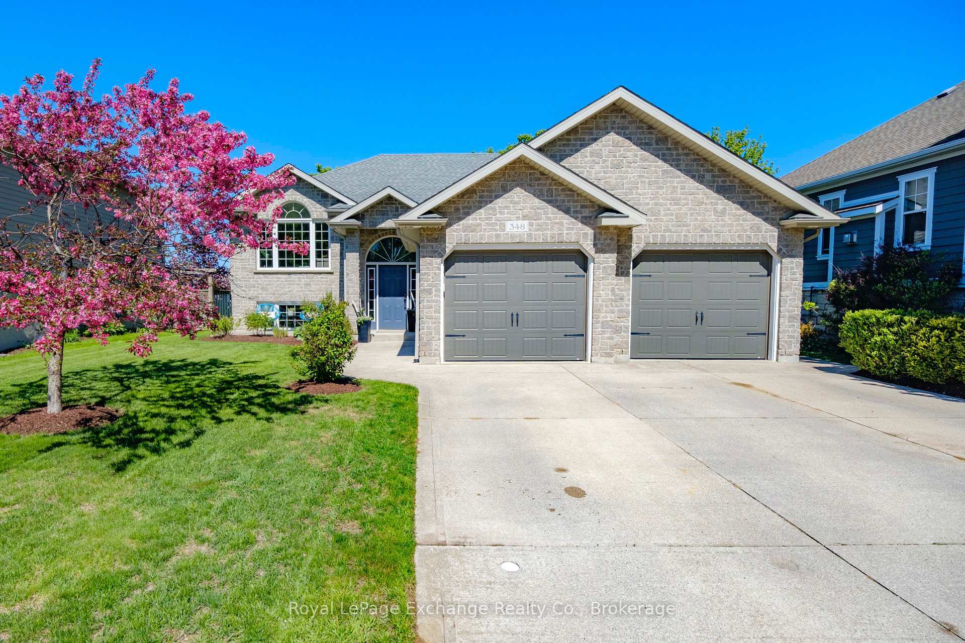 348 Stickel Street W  Saugeen Shores ON N0H 2C1 photo
