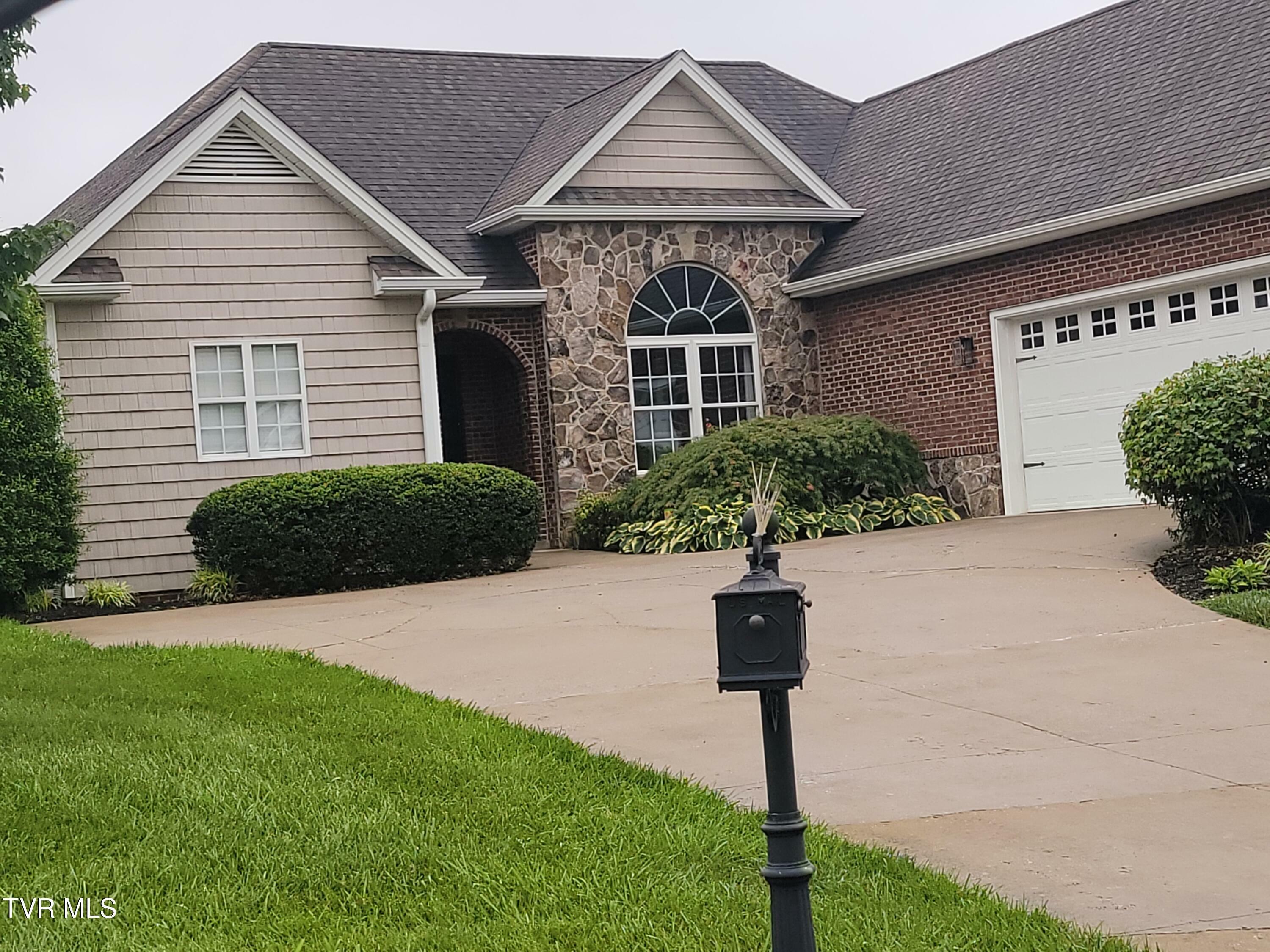 Property Photo: 1005 Rachels Way TN 37686