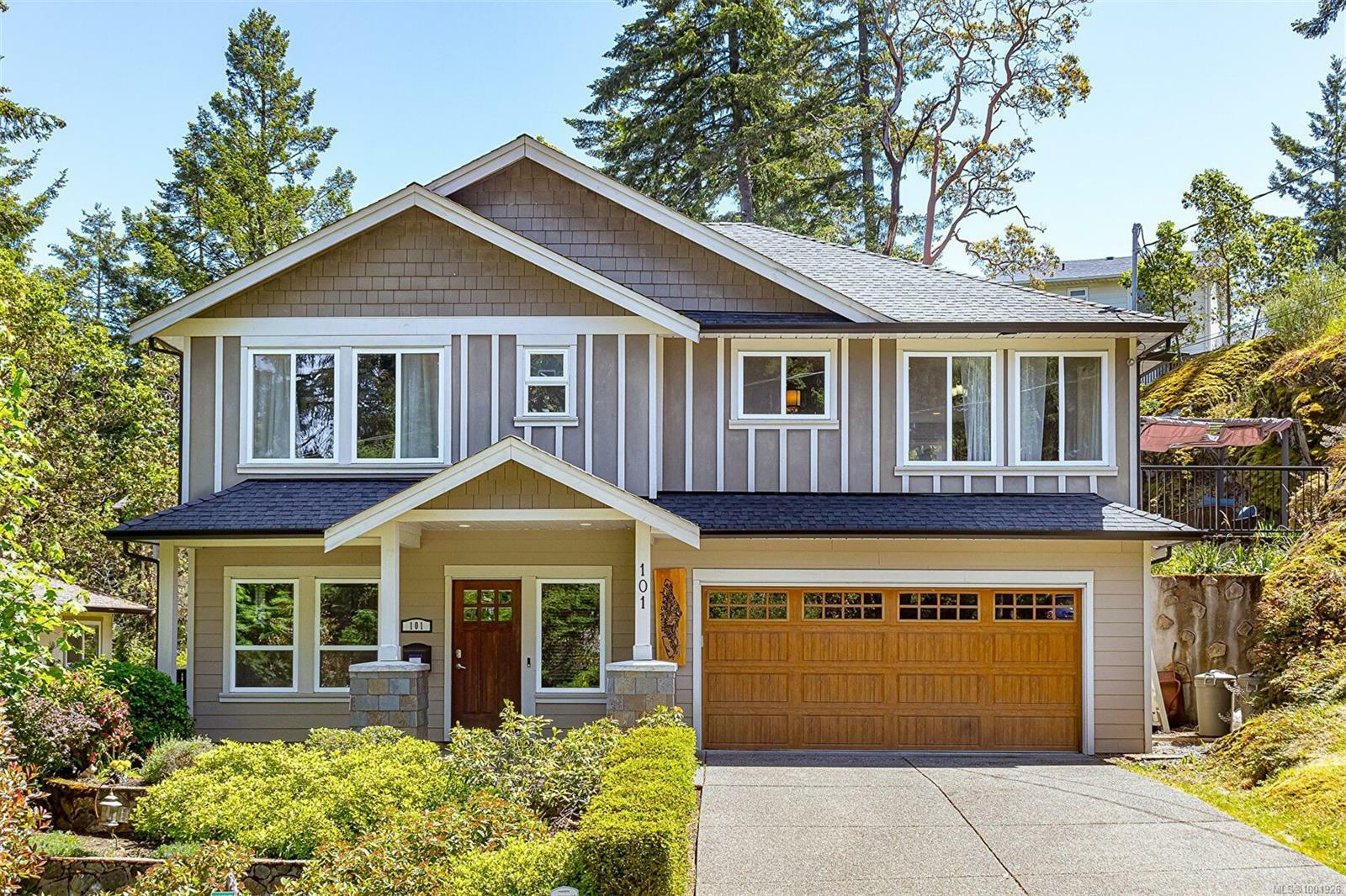 Property Photo: 101 Dorval Pl BC V9B 5A7
