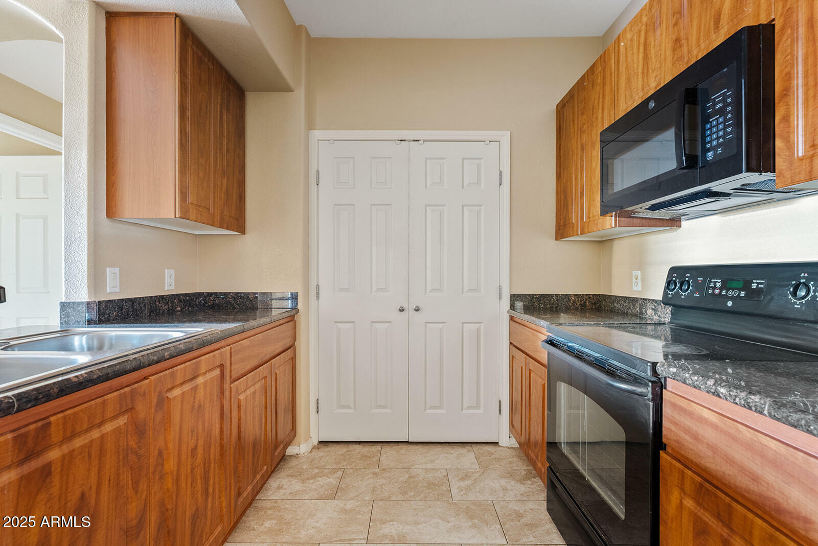 Property Photo: 10136 E Southern Avenue 1052 AZ 85209