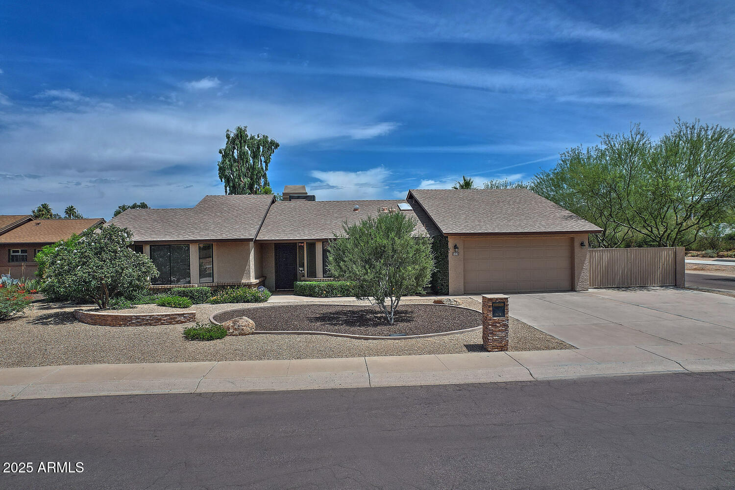 9476 E Laurel Lane  Scottsdale AZ 85260 photo