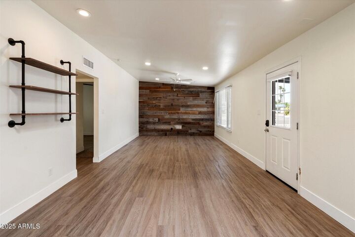 Property Photo:  1939 E Alameda Drive  AZ 85282 