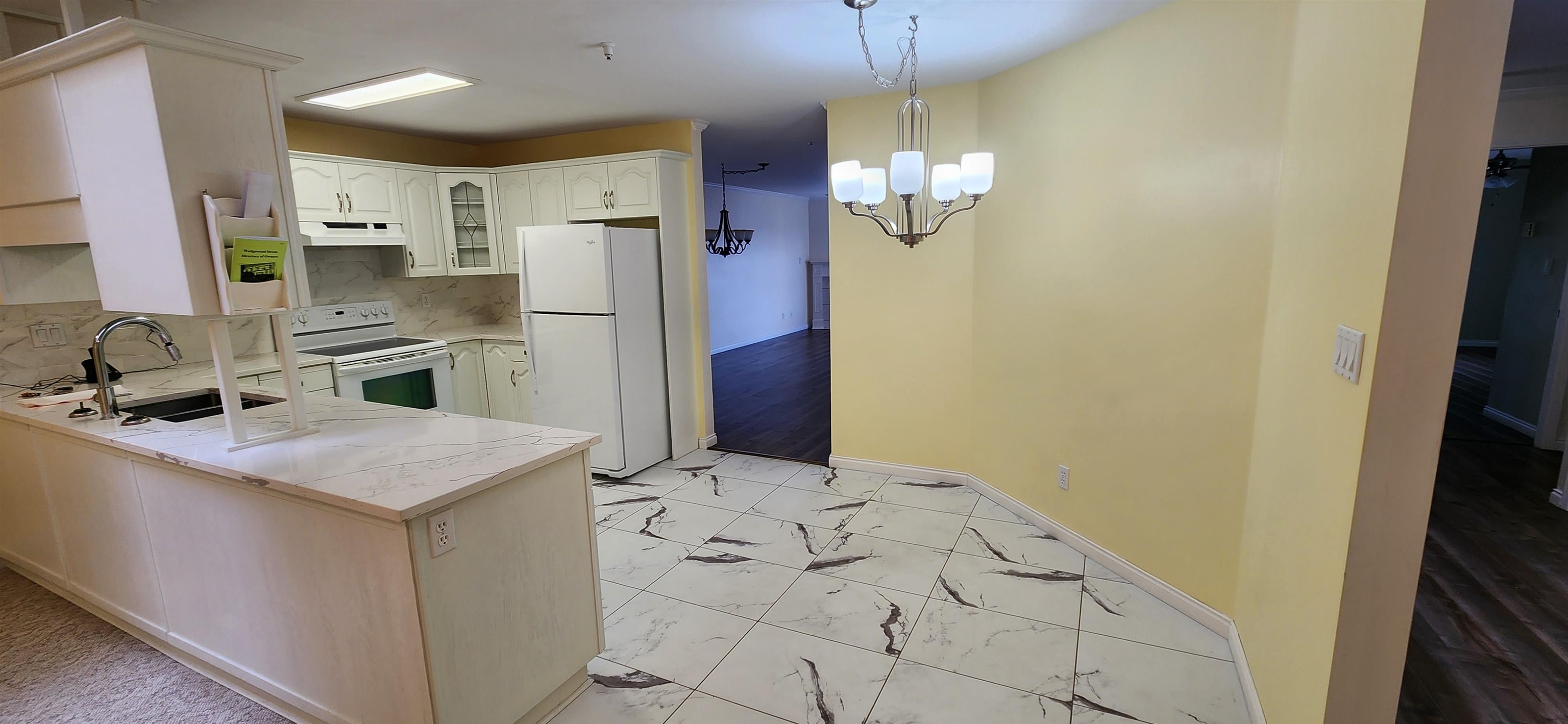 Property Photo: 2626 Countess Street 411 BC V2T 2V7