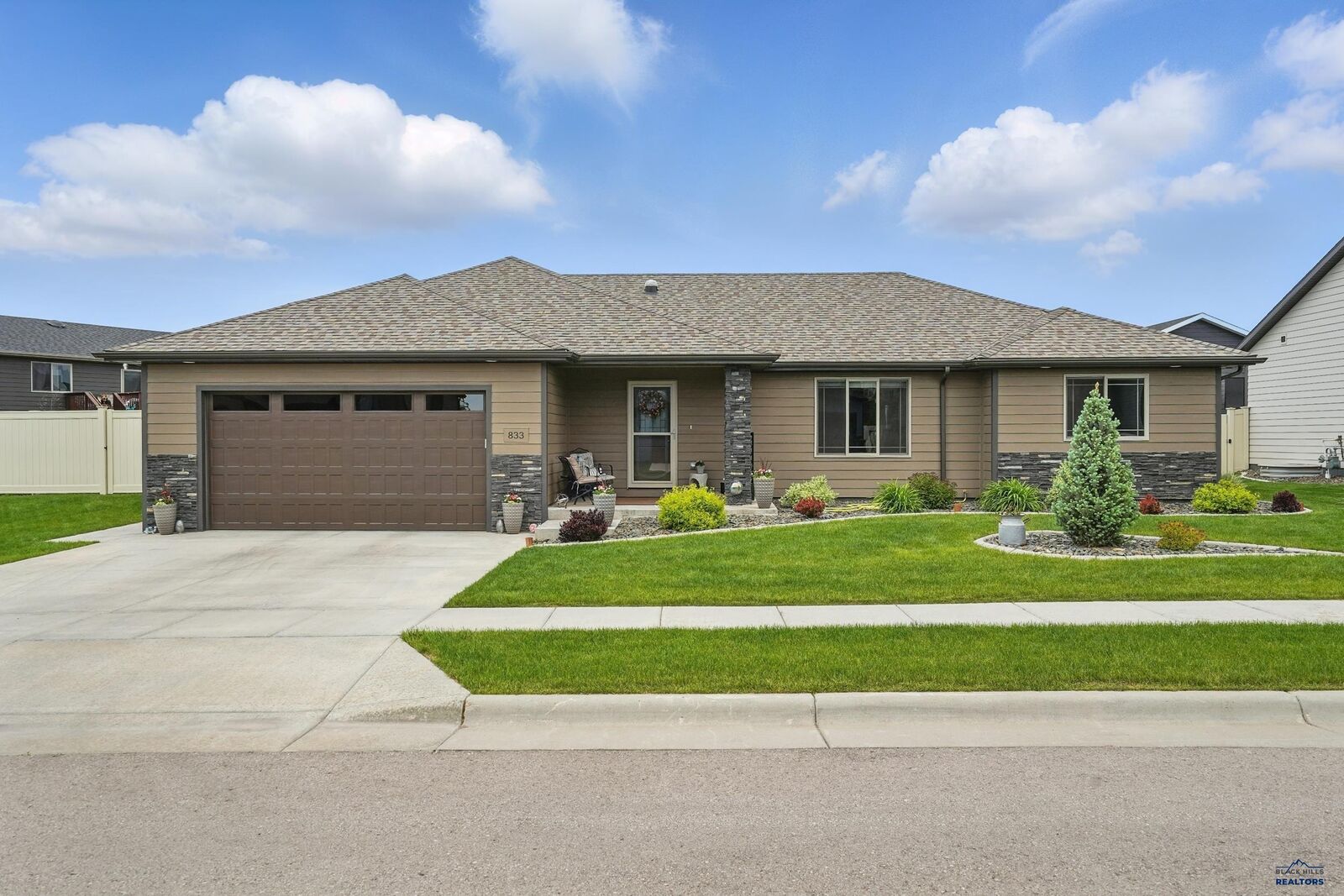 Property Photo:  833 Braelynn Ln  SD 57703 