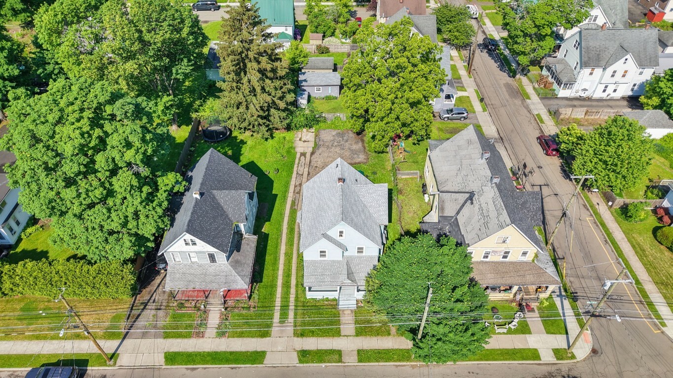 Property Photo:  179 W End Avenue  NY 13905 