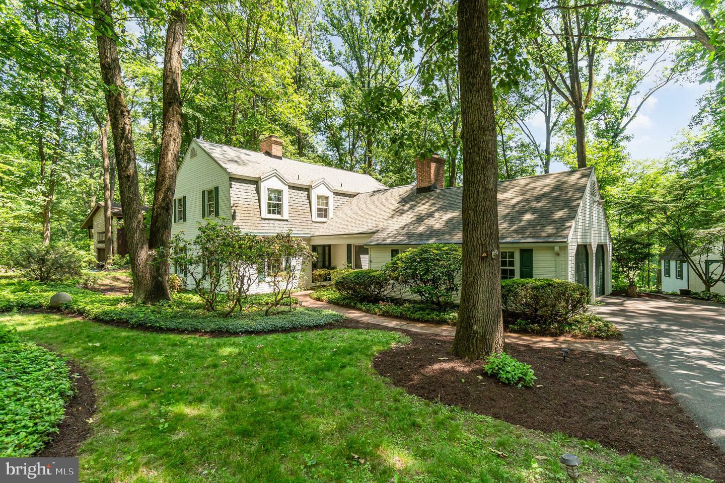 Property Photo: 46 Woodbine Drive PA 17033