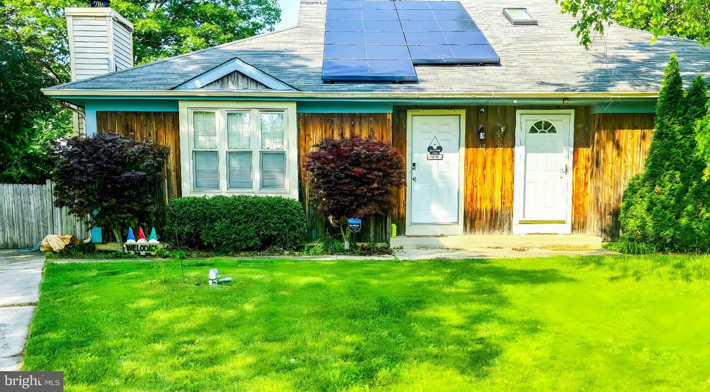 Property Photo:  12 Franklin Place  NJ 08043 
