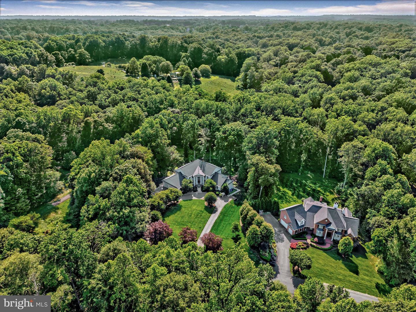 Property Photo: 180 River Park Drive VA 22066