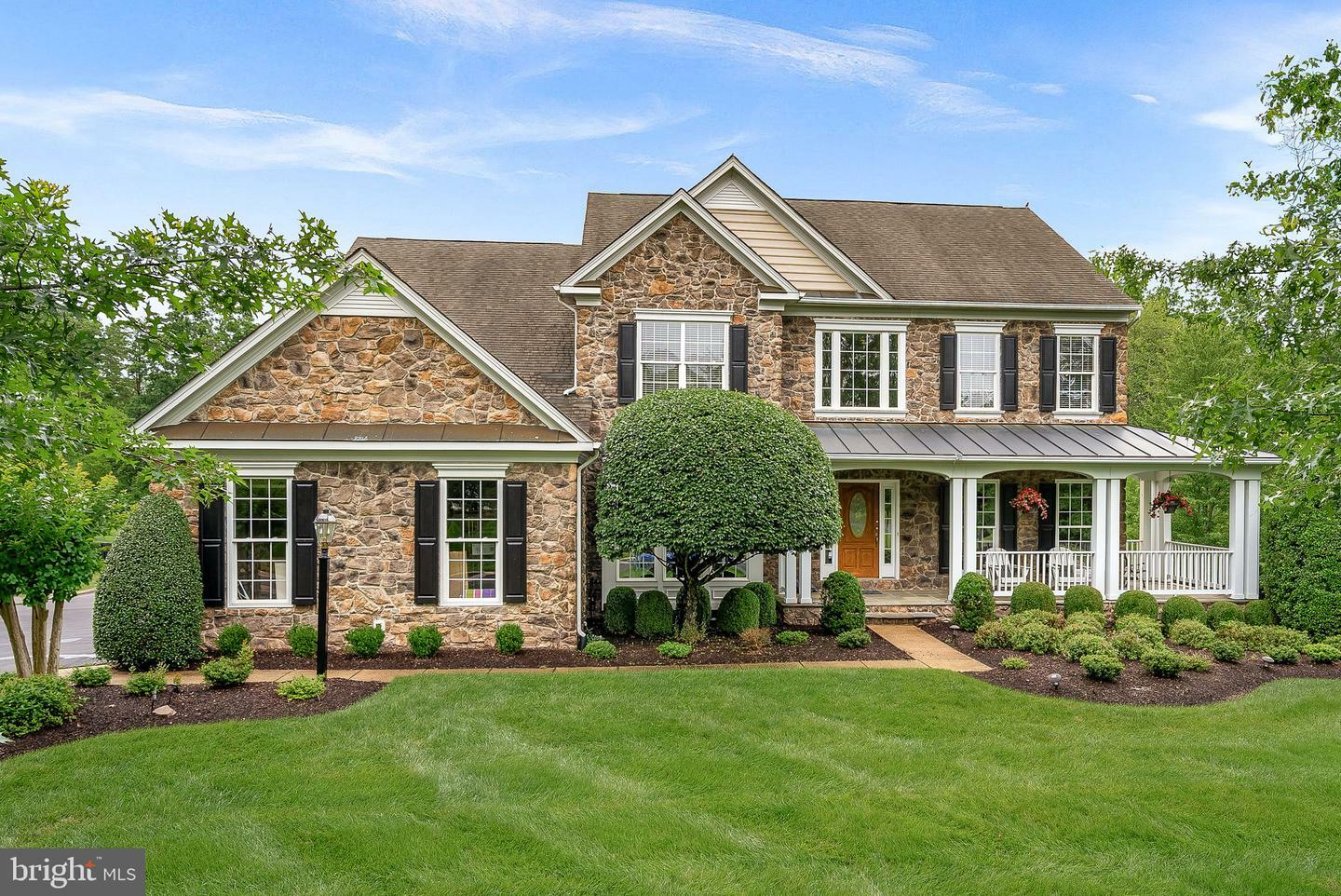 Property Photo: 7633 Great Dover Street VA 20155