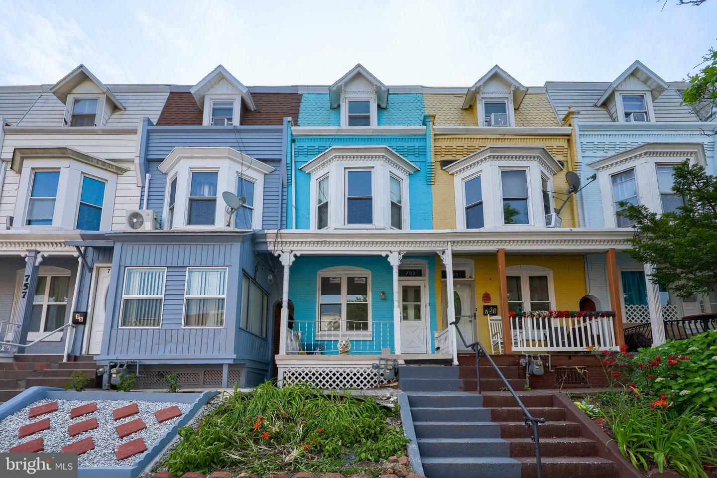 Property Photo: 753 N 12th Street PA 19604