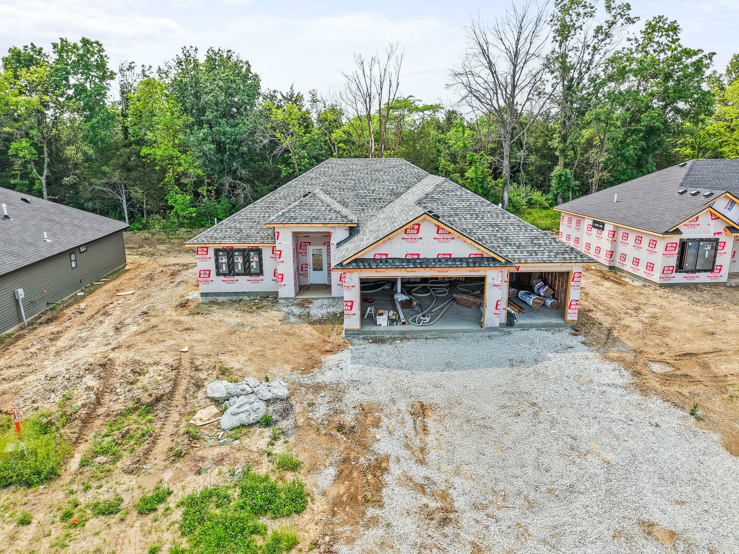 5809 Harvest Leaf Dr  Columbia MO 65202 photo