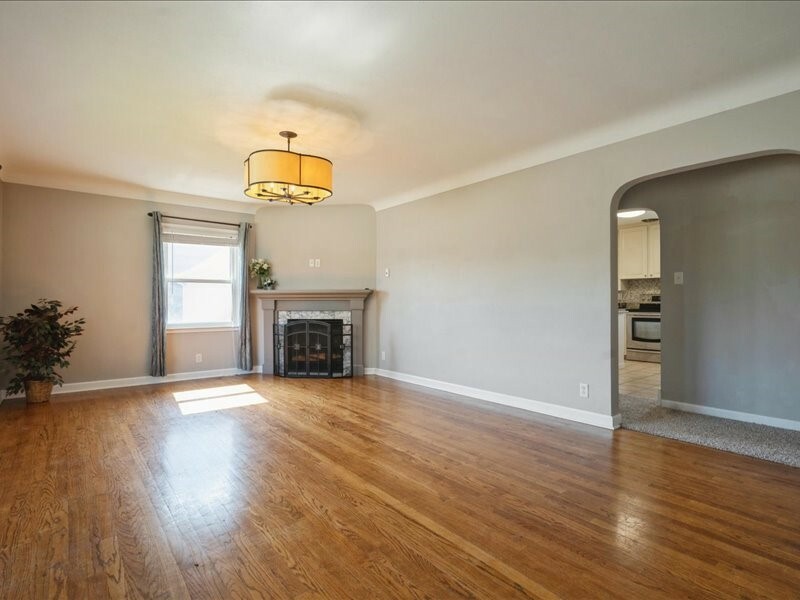 Property Photo: 751 30th Street NE IA 52402