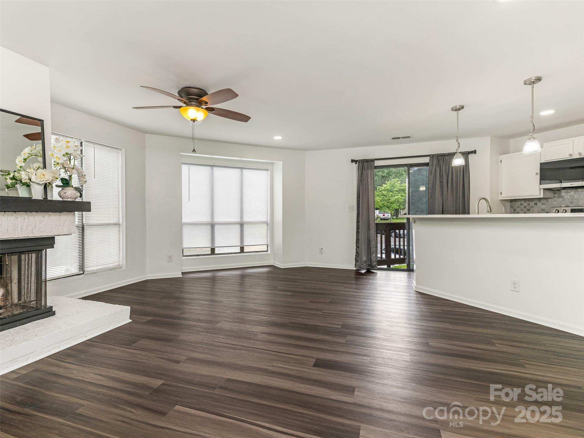 Property Photo: 8183 Cedar Glen Drive NC 28212