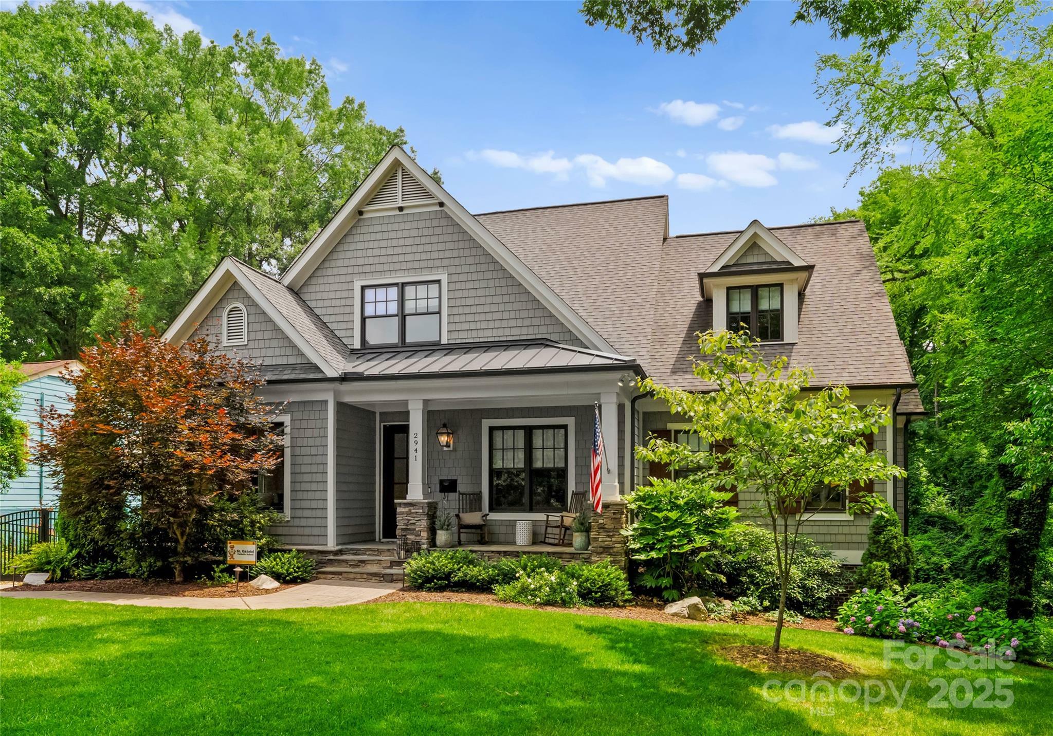 Property Photo: 2941 Forest Park Drive NC 28209