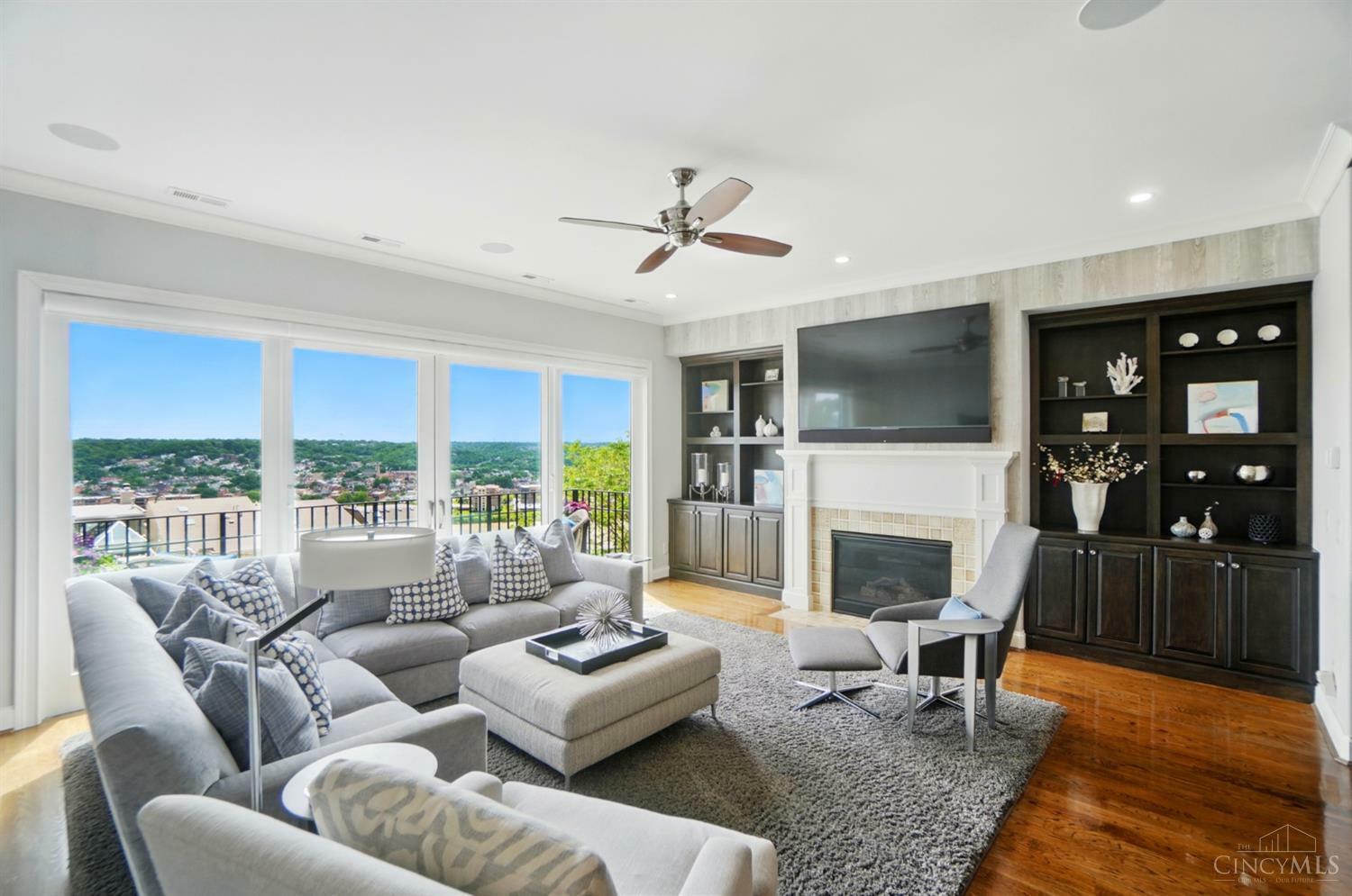 Property Photo: 1136 Carney Street OH 45202