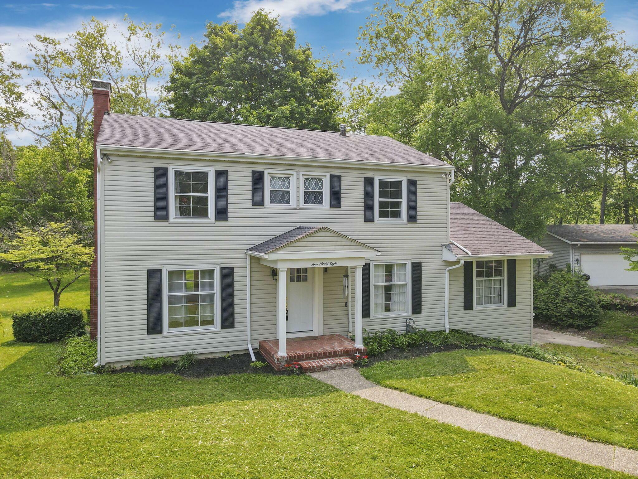 Property Photo: 498 Marion Manor Woods OH 43055