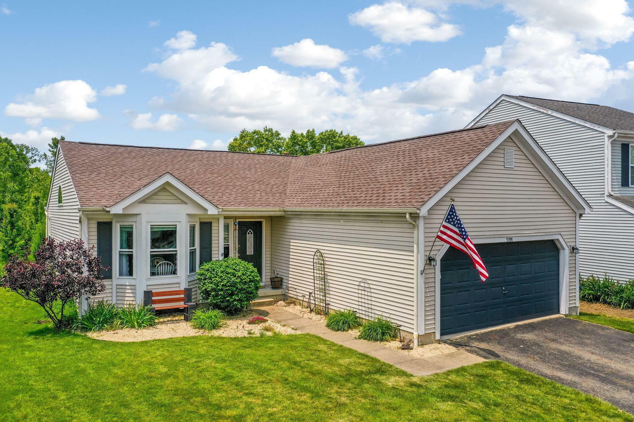 Property Photo: 5191 Upland Meadow Drive OH 43110