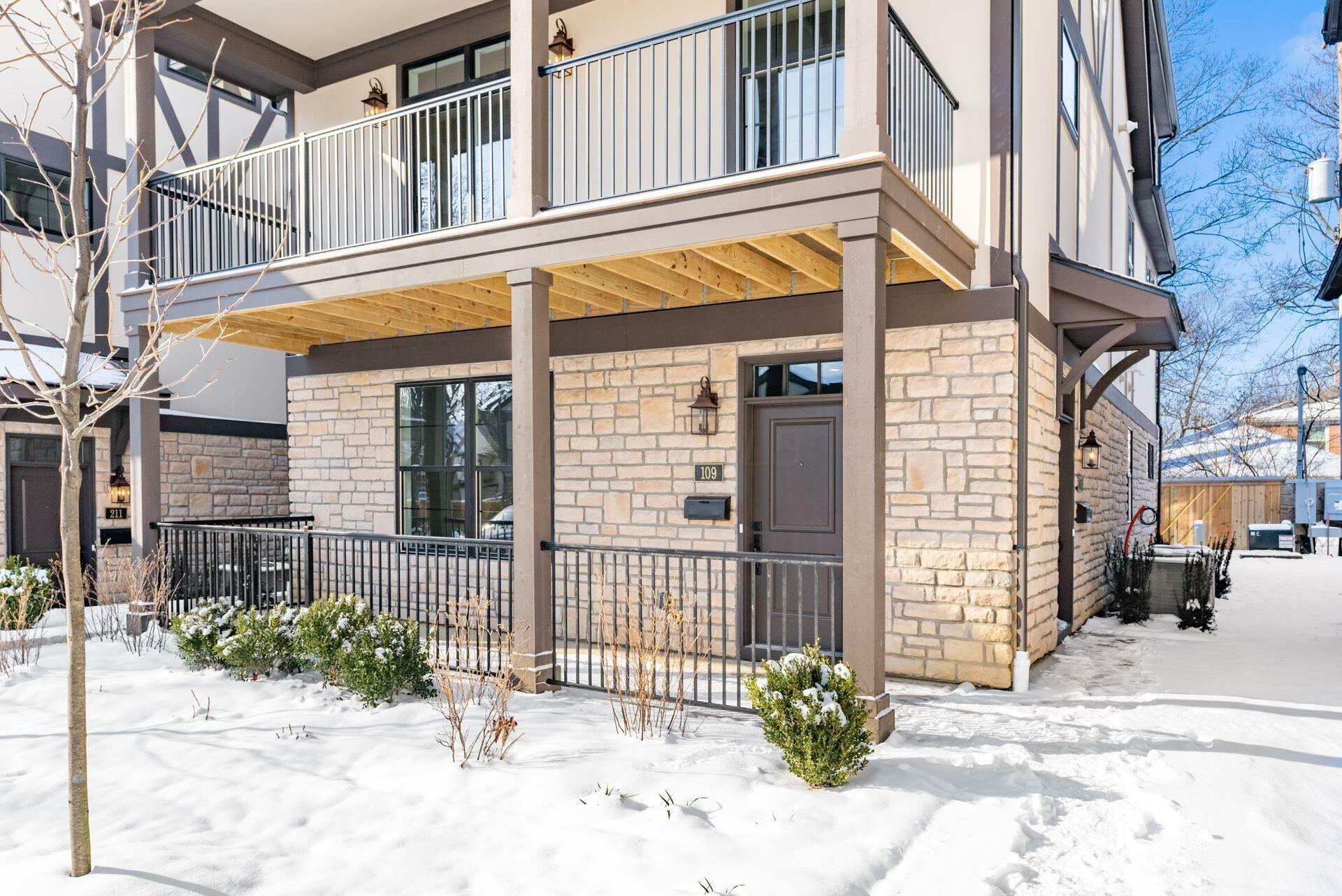 Property Photo: 2015 W Fifth Avenue OH 43212