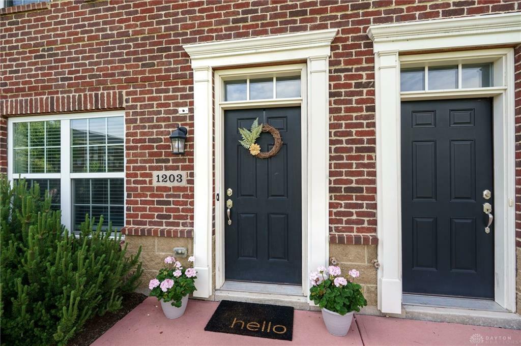 Property Photo:  1203 Parklake Row  OH 45066 