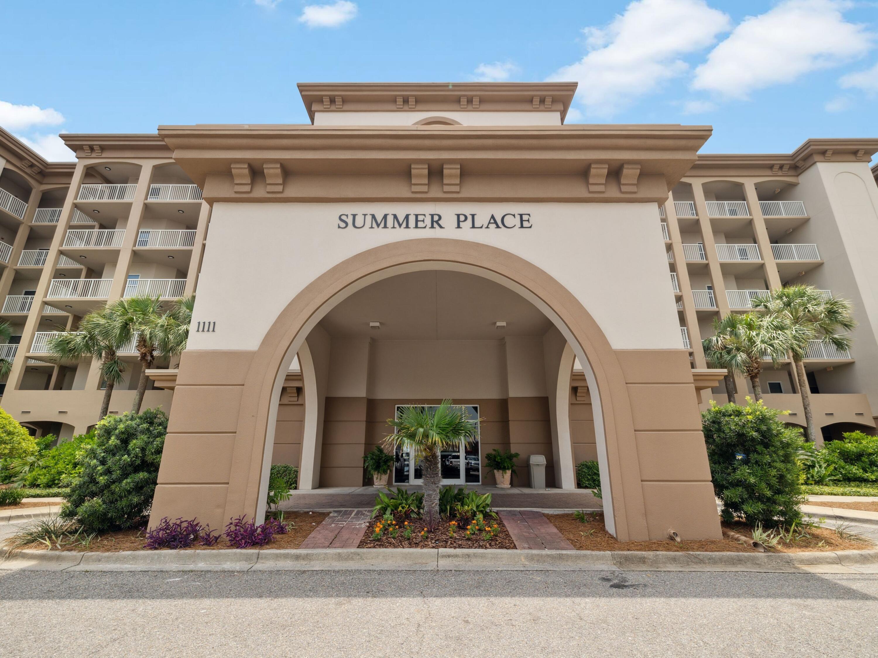 Property Photo: 1111 Santa Rosa Boulevard 101 FL 32548