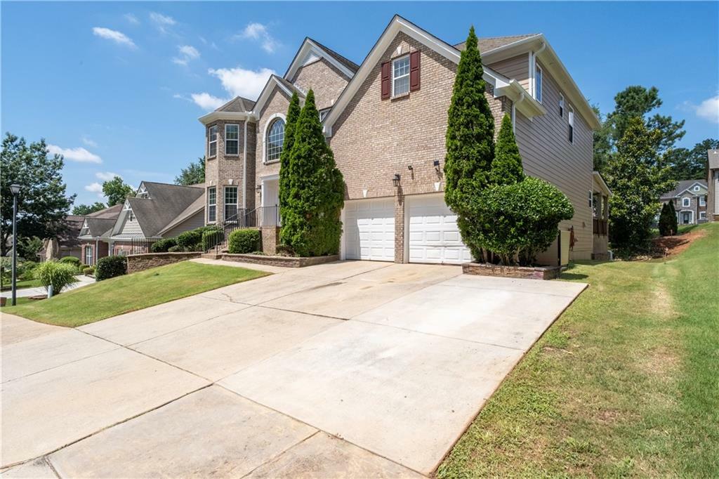 Property Photo: 3717 Shady Maple Drive GA 30038