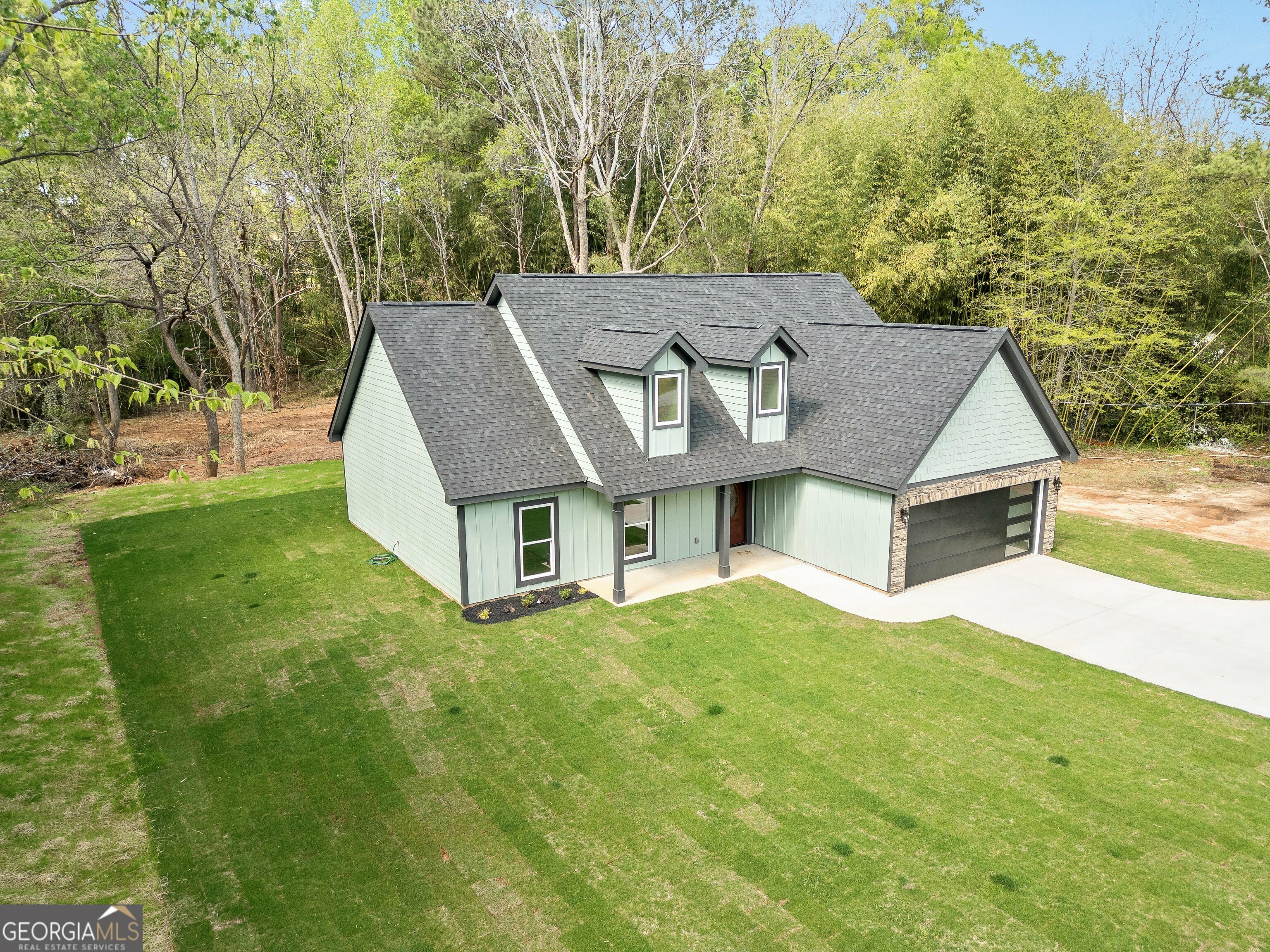 Property Photo: 233 Lee Street GA 30230