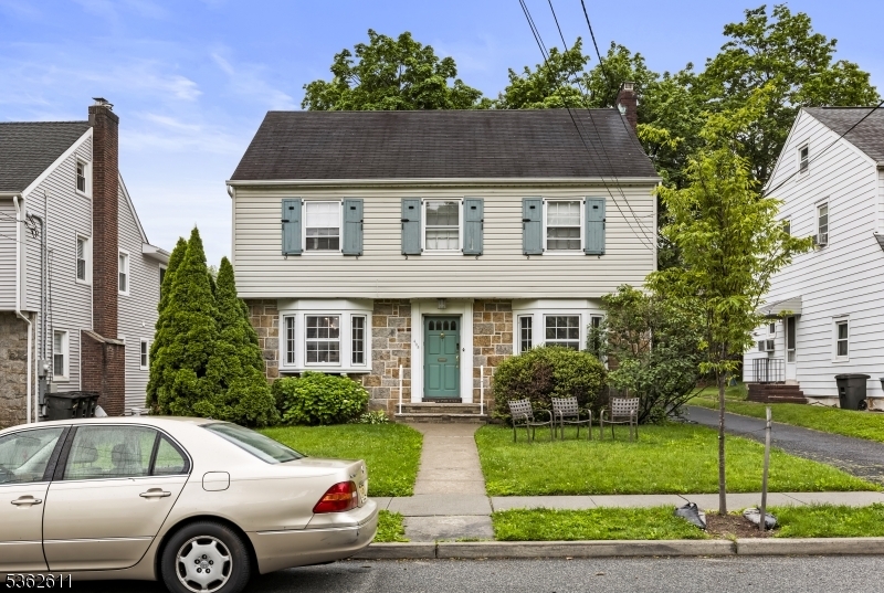 Property Photo:  403 South Pkwy  NJ 07014 