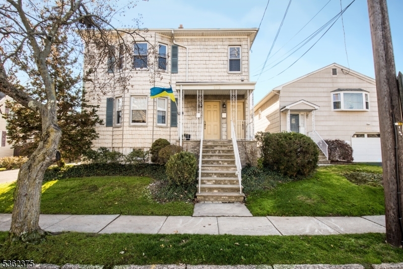 Property Photo: 563 Spruce Ave NJ 07027