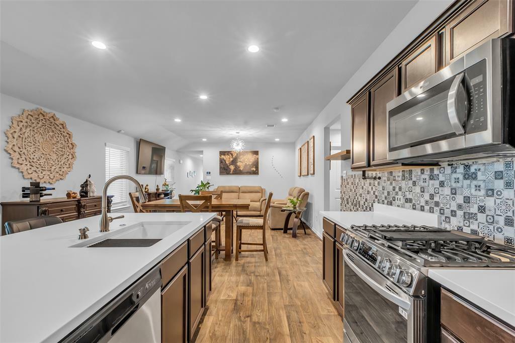 Property Photo: 2422 Sheephorn Summit Trail TX 77373