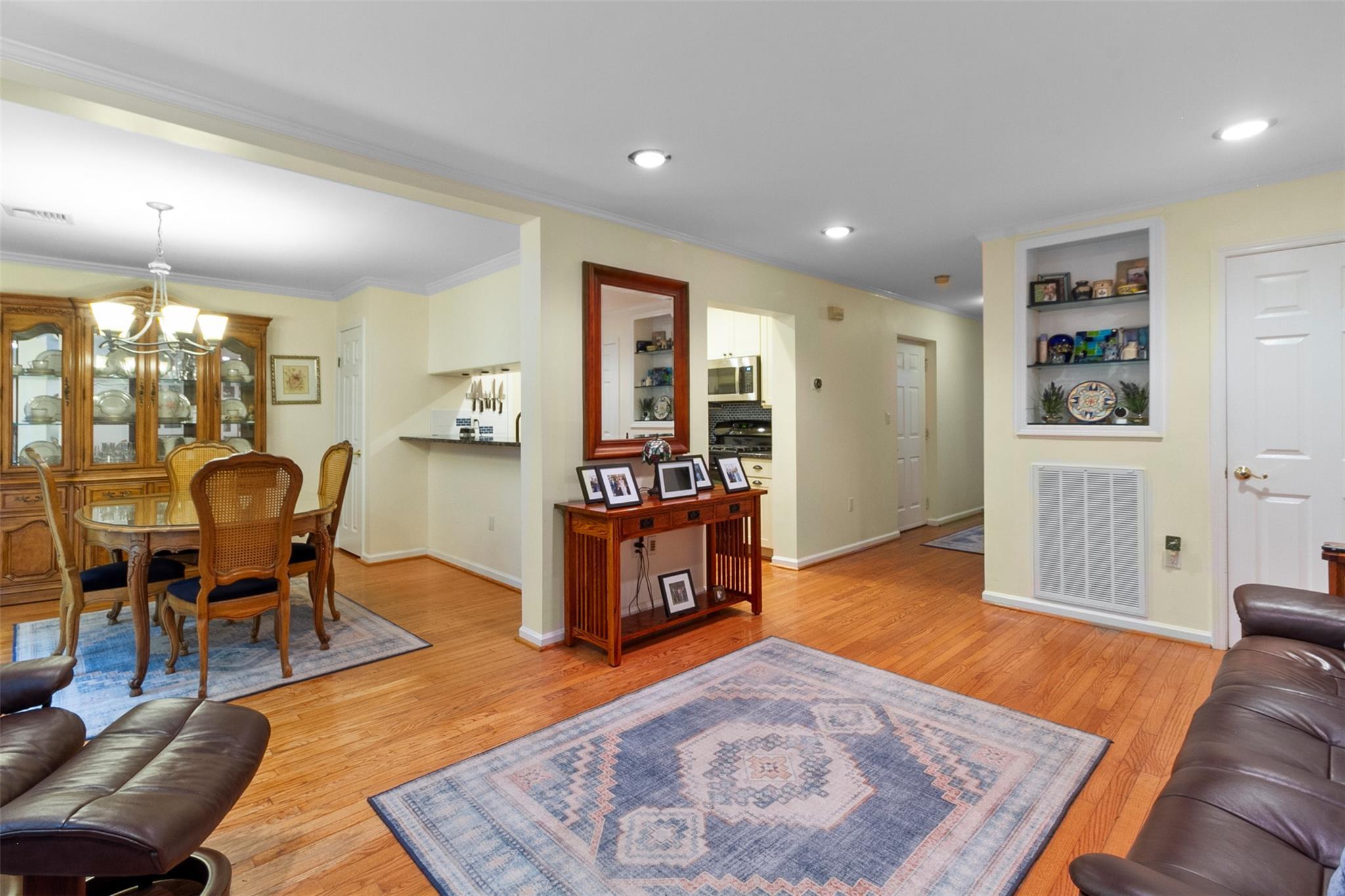 Property Photo: 8 Knoll View NY 10562