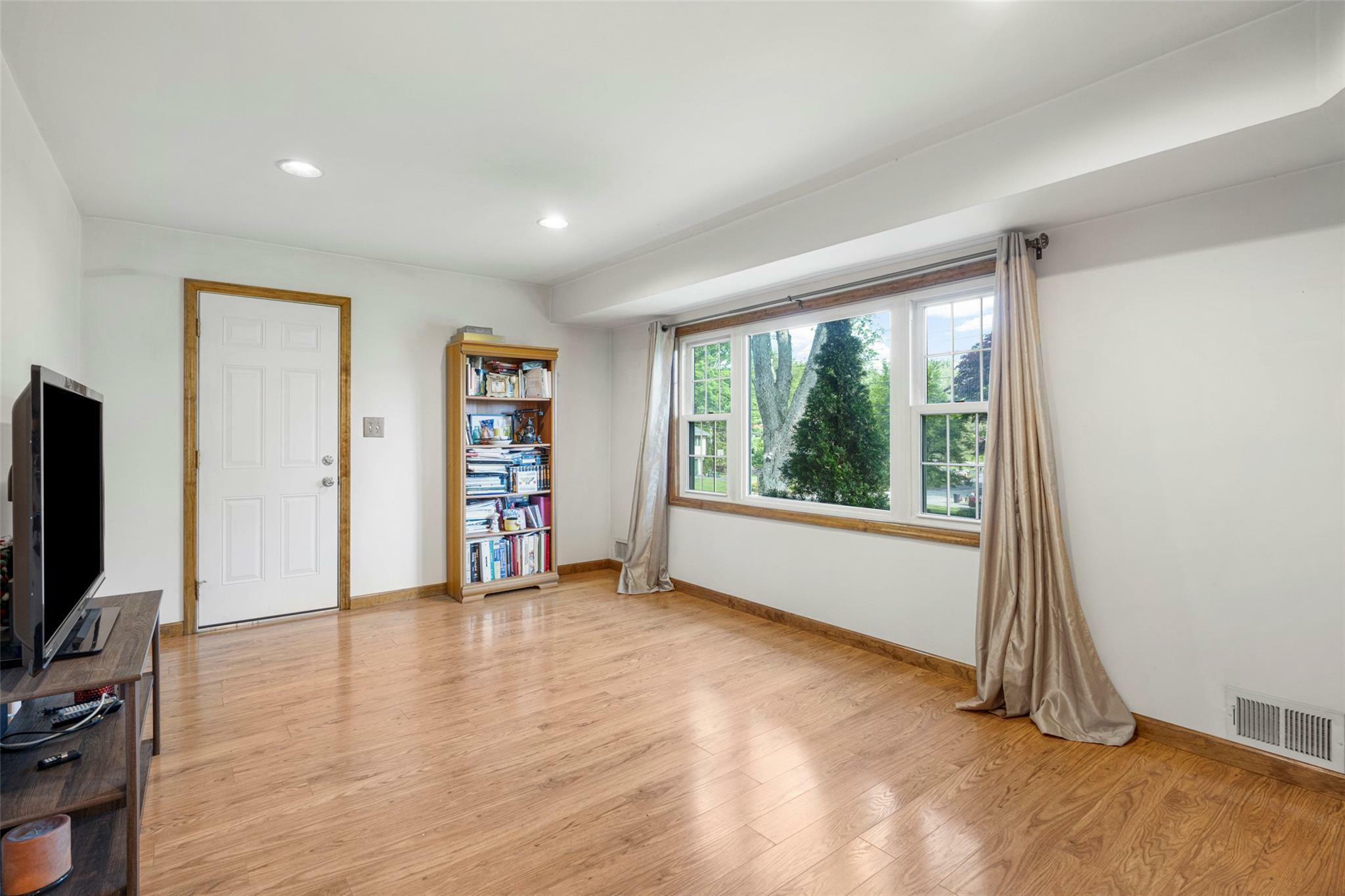 Property Photo: 141 Ravencrest Road NY 10598