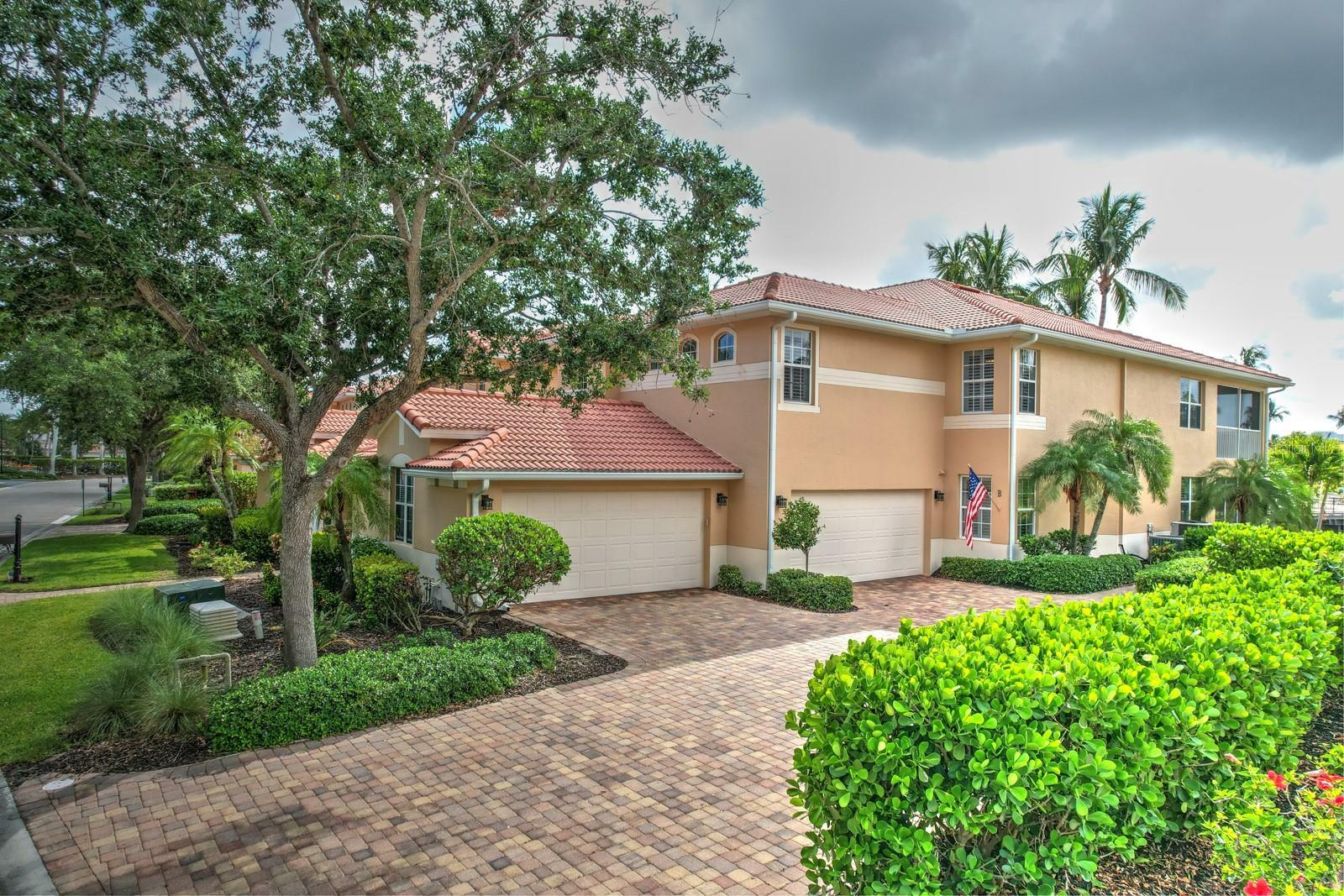 Property Photo:  3328 Sunset Key Circle D  FL 33955 