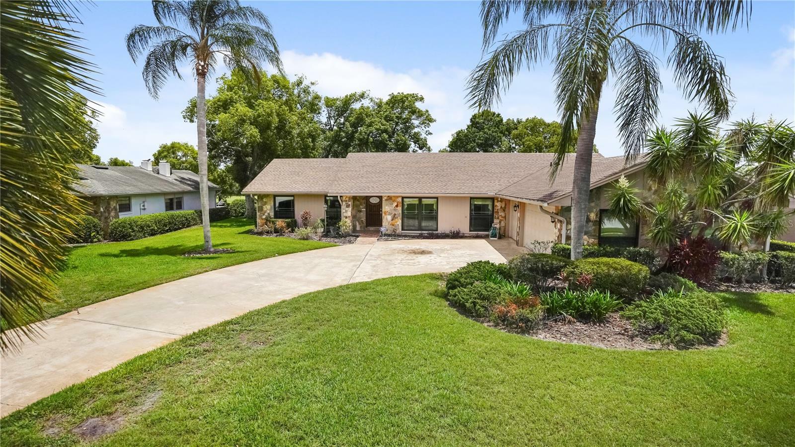 Property Photo:  316 Cambridge Drive  FL 32779 