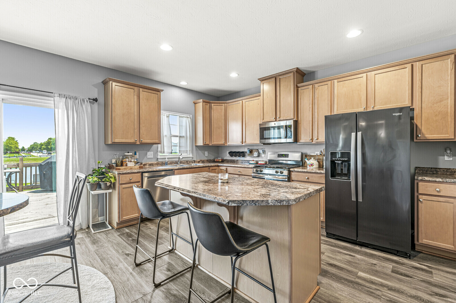 Property Photo: