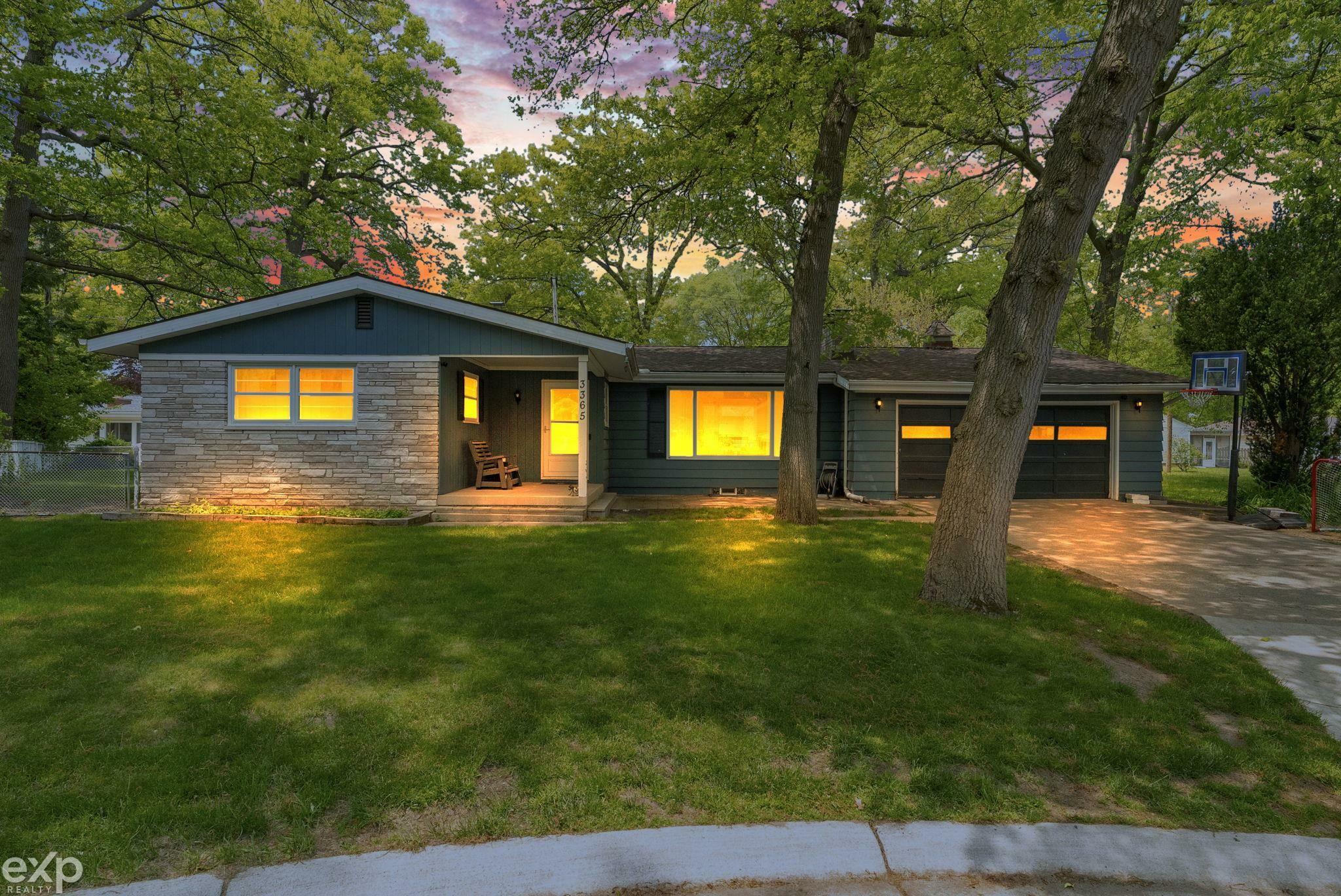 3365 Hickory Lane  Port Huron MI 48060 photo