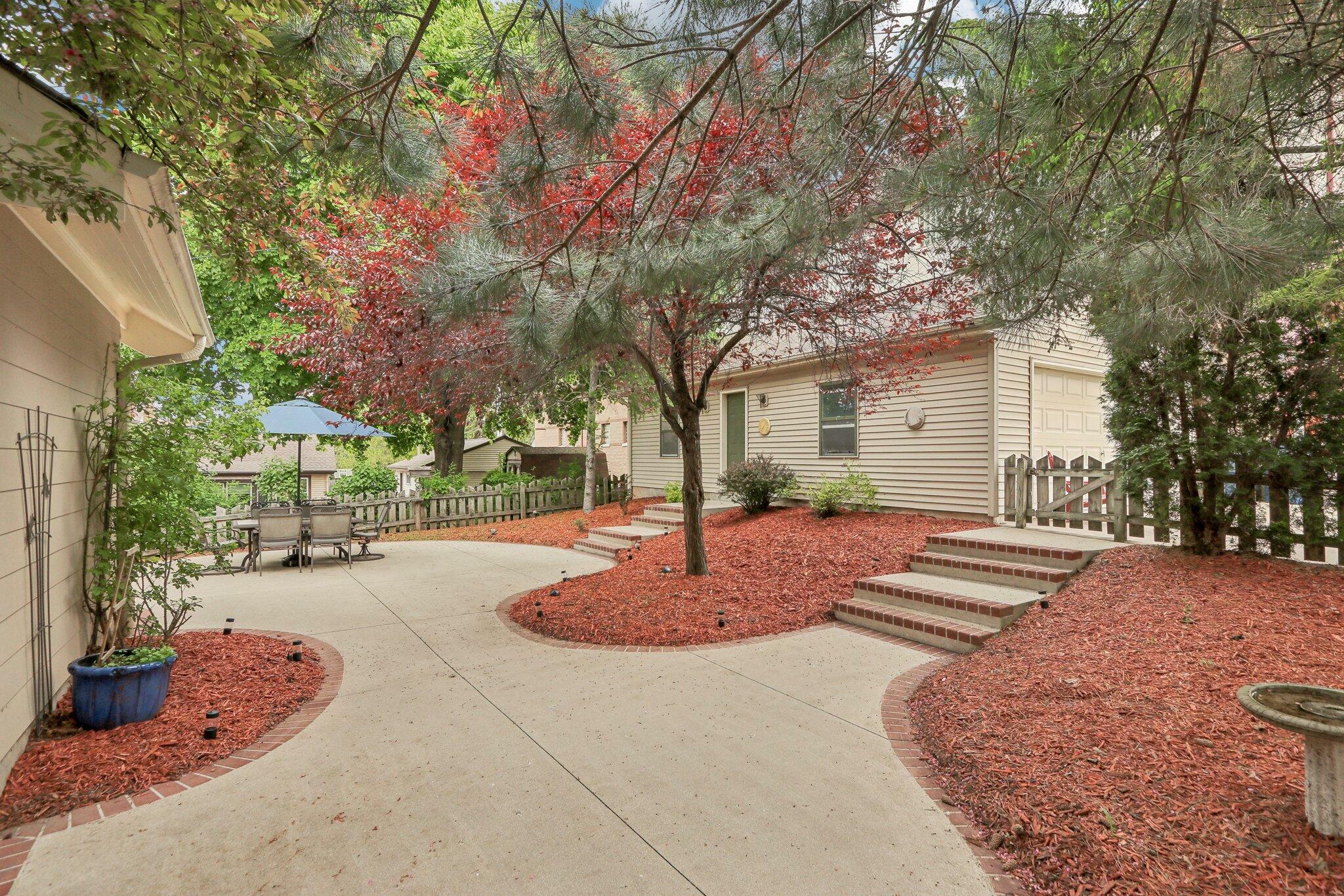 Property Photo: 1432 12th Ave WI 53024