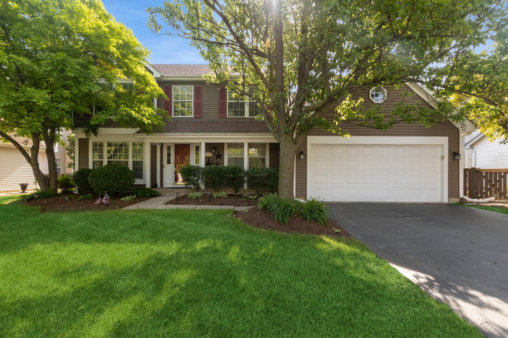 1544 Birmingham Lane  Crystal Lake IL 60014 photo