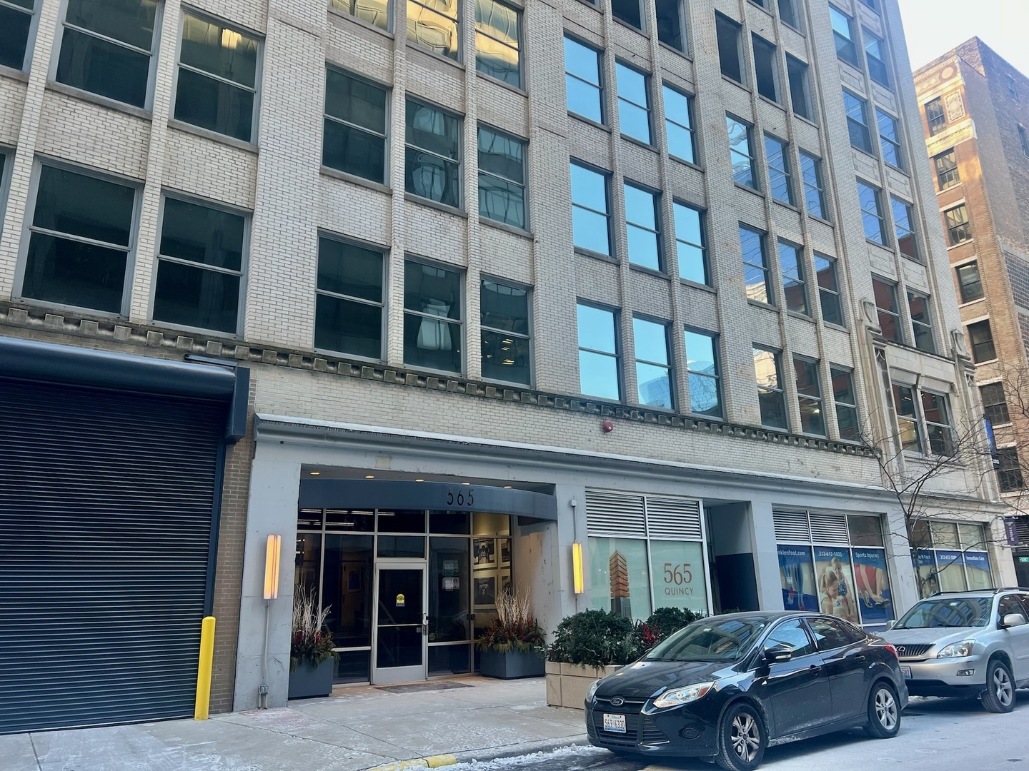 Property Photo: 565 W Quincy Street 1410 IL 60661
