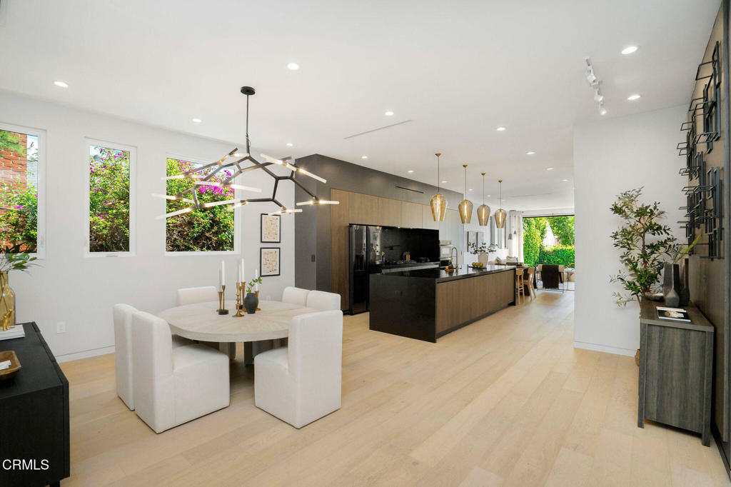 Property Photo: 5622 Natick Avenue CA 91411
