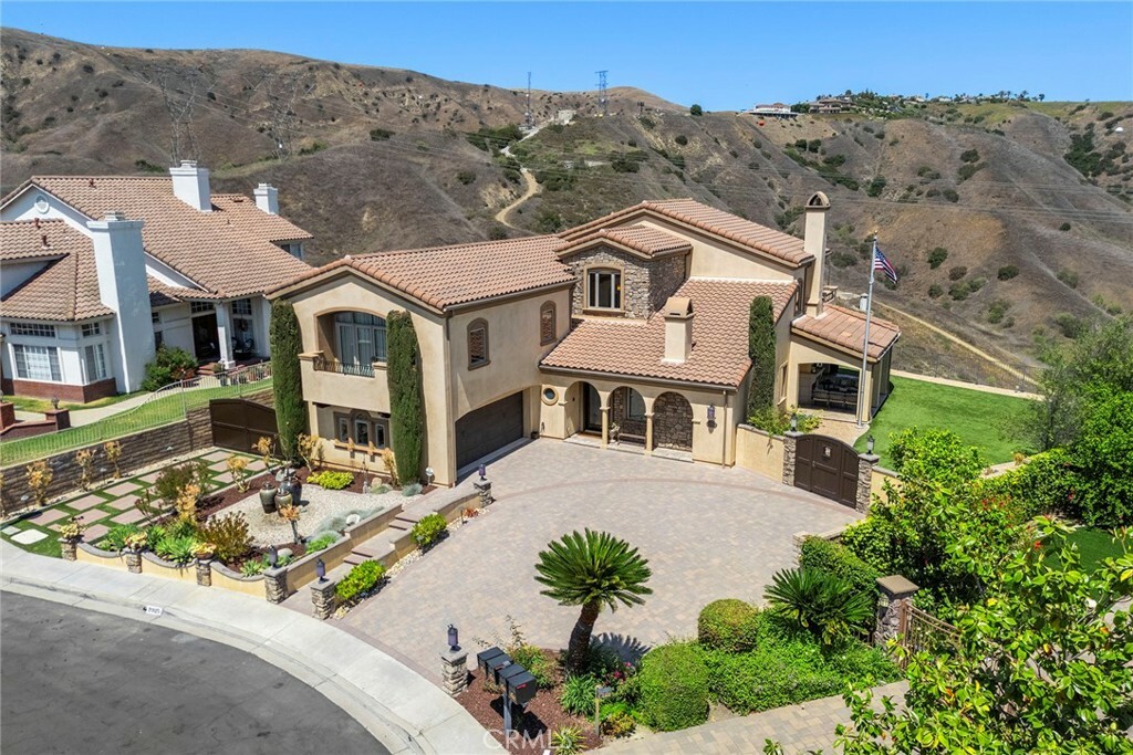 21925 Heatheridge Drive  Yorba Linda CA 92887 photo