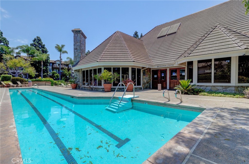 Property Photo: 2563 Plaza Del Amo 312 CA 90503