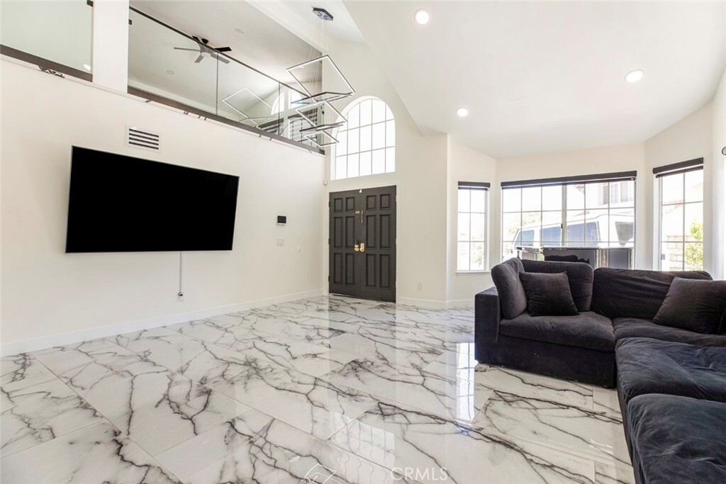 Property Photo: 20128 Cavern Court CA 91390