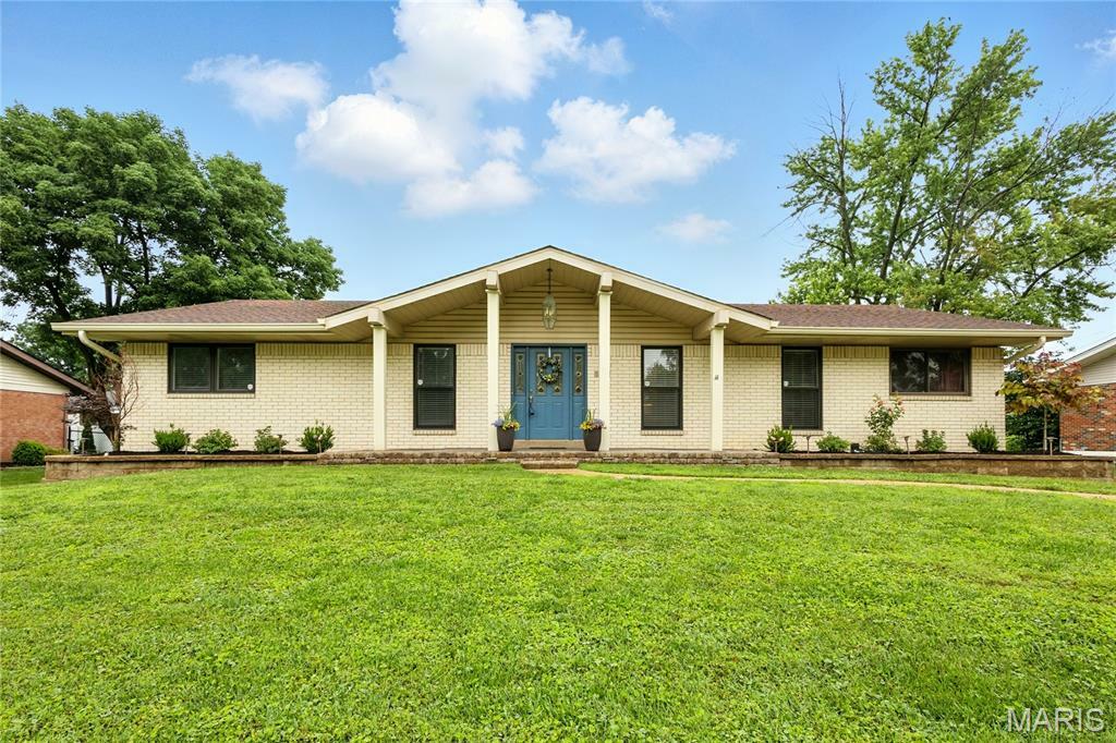 Property Photo: 5839 Pebble Oak Drive MO 63128