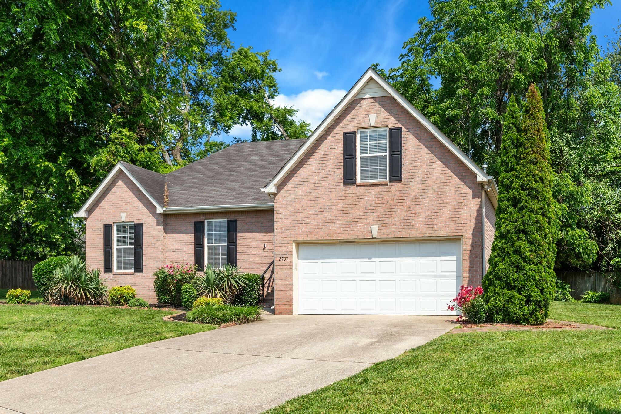 Property Photo: 2707 Comer Dr TN 37128