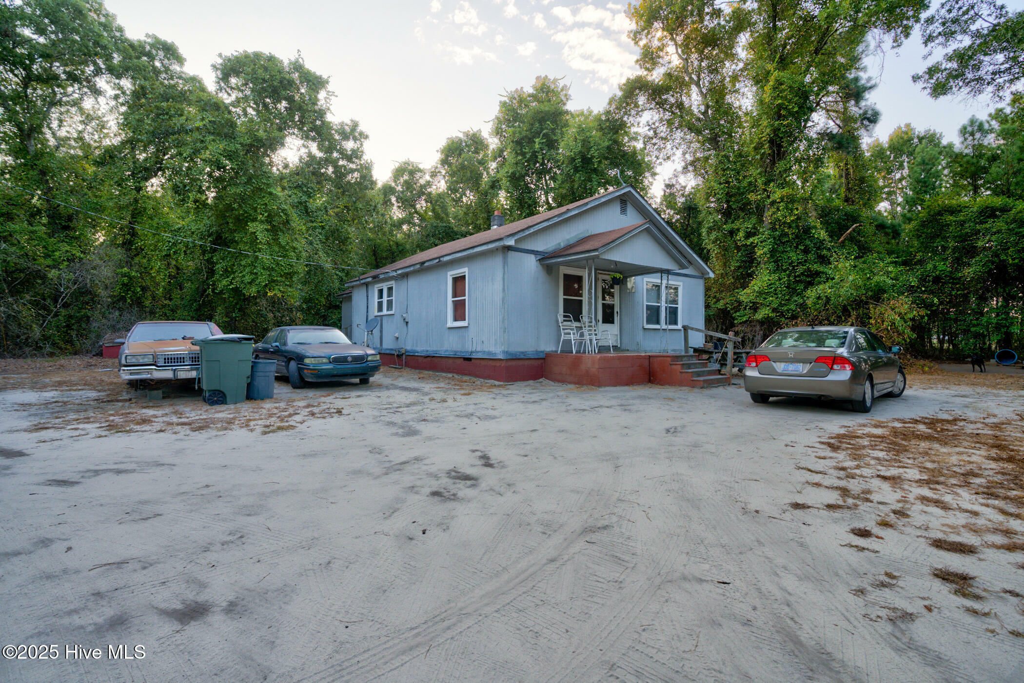 Property Photo: 27820 Aberdeen Road NC 28363